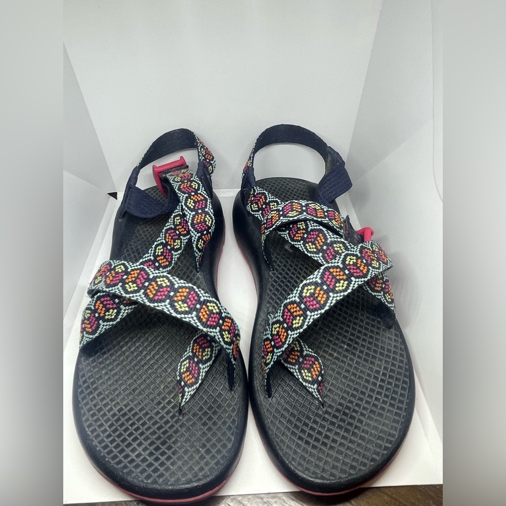 Chaco sandals W6